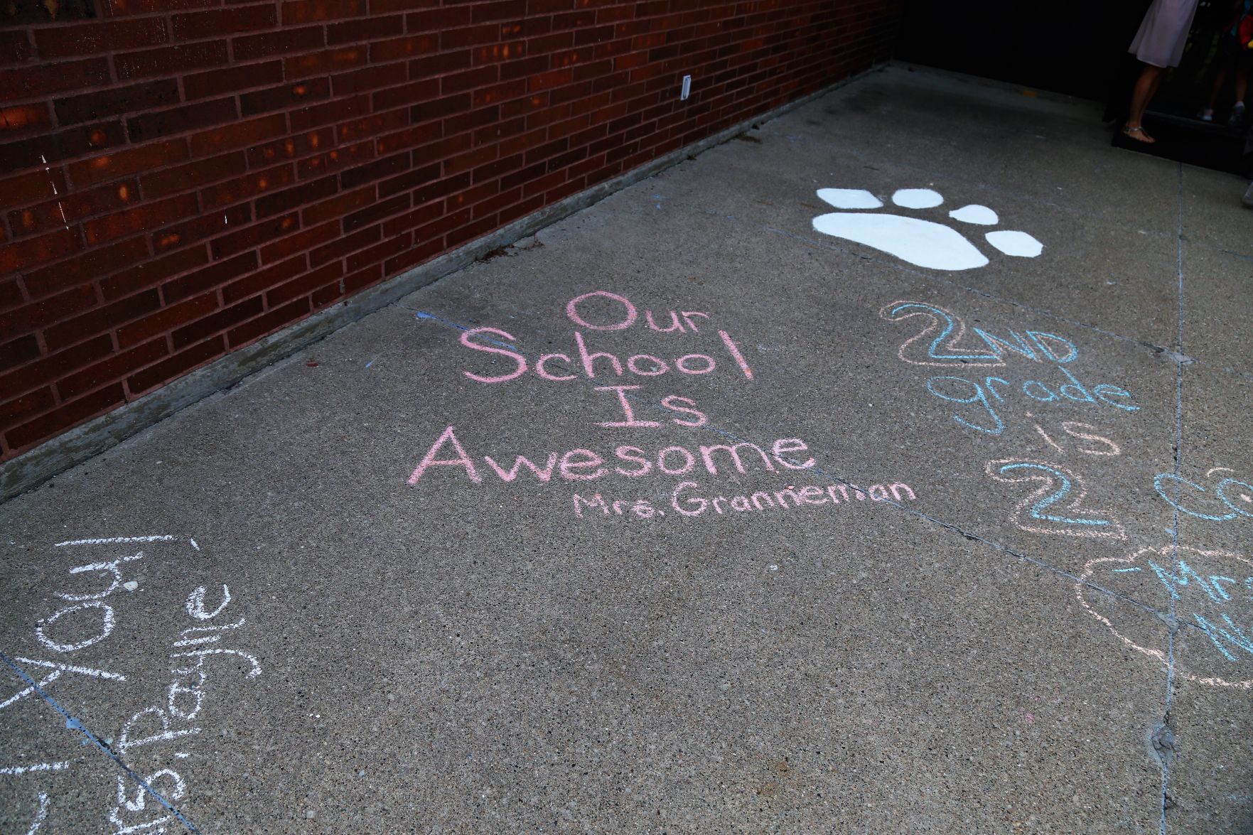 Welcome graffiti